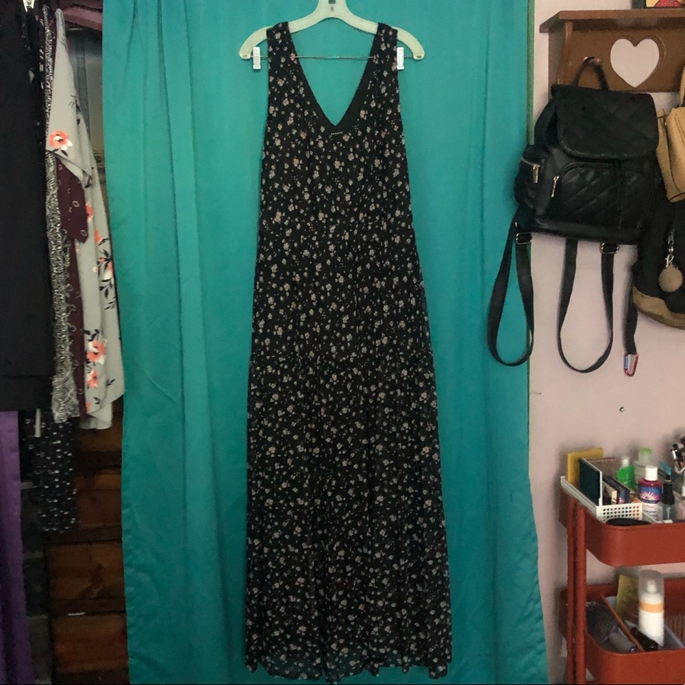 TORRID Black Floral Maxi Dress (4x)